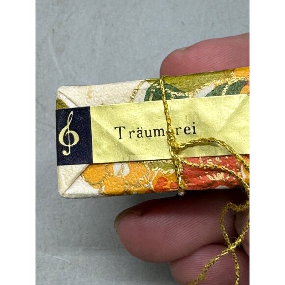 Handcrafted Floral Music Box Duo With Crank Handles Traumerie so ein tag so READ - Picture 4 of 8